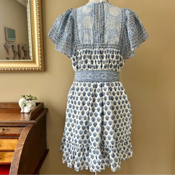 Cleobella Leah Mini Dress Blue White Hydrangea Floral Flutter Sleeve Belt Size M - Picture 8 of 15